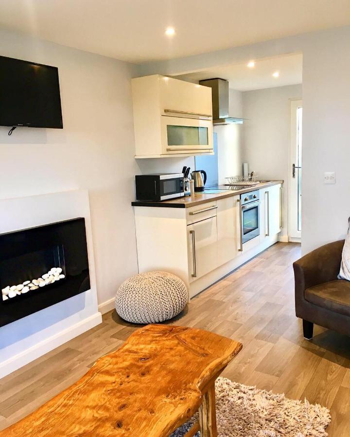 Cozy Snowdonia Chalet カーナーヴォン エクステリア 写真